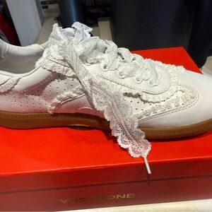 BMNE Angelica lace sneakers by wishbone